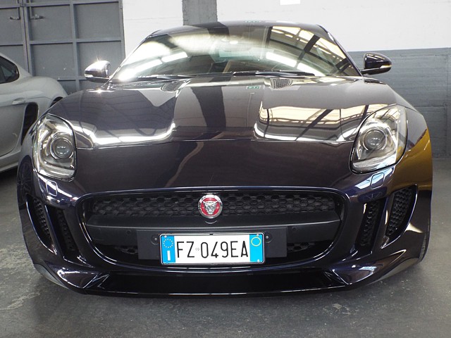 Jaguar f type 